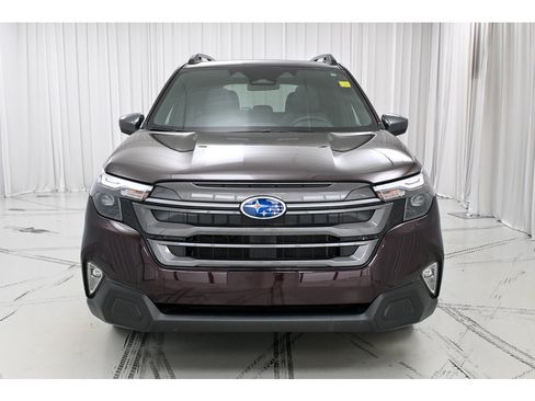 Used 2026 Subaru Forester Premium w/ Base/Premium Package AWD/4WD image 3