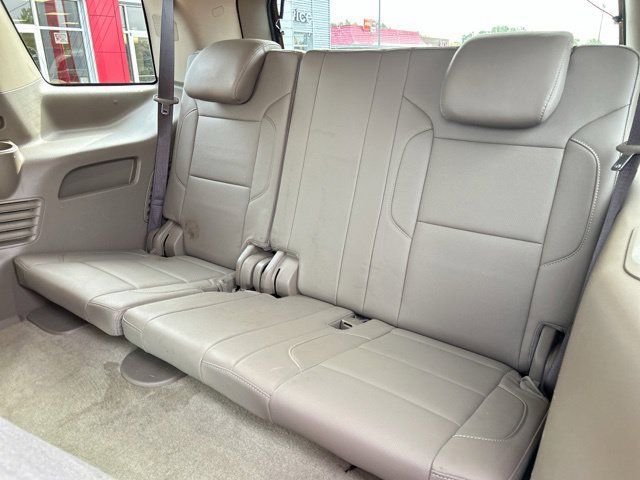 Used 2018 Chevrolet Tahoe Premier AWD/4WD image 24