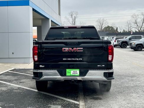 Used 2024 GMC Sierra 1500 SLE image 5