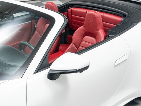 Used 2024 Porsche 911 Carrera S RWD image 35