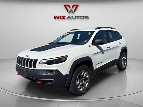 Used 2019 Jeep Cherokee Trailhawk AWD/4WD image 1