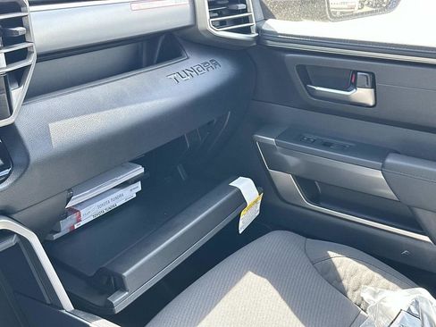 New 2026 Toyota Tundra SR5 AWD/4WD image 31