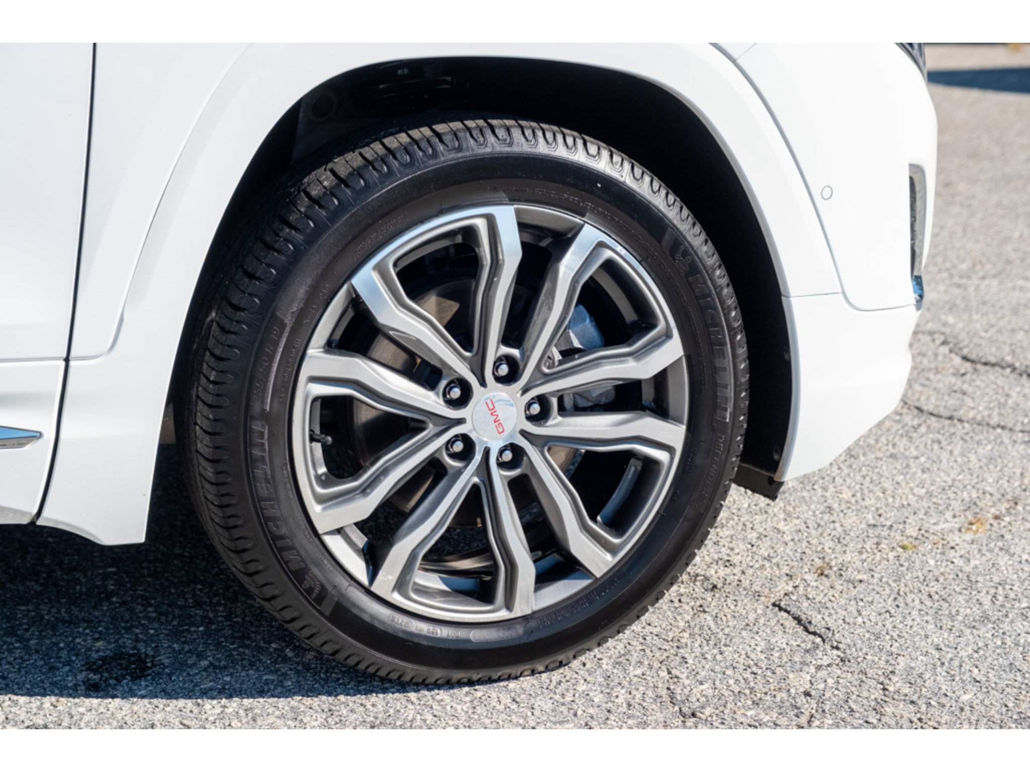 Used 2019 GMC Terrain Denali w/ Advanced Safety Package FWD image 10