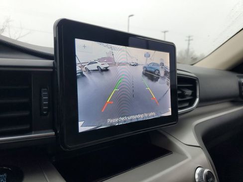 Certified 2023 Ford Explorer XLT w/ Equipment Group 202A image 20