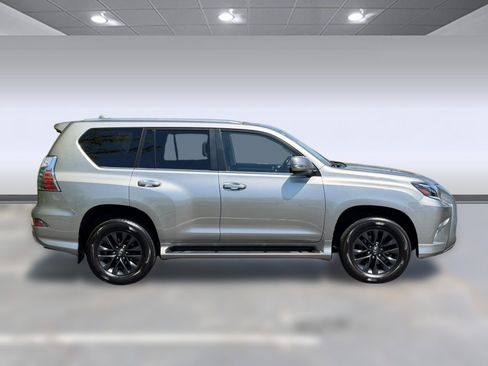 Used 2023 Lexus GX 460 Premium w/ Premium Package AWD/4WD image 8
