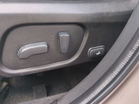 Used 2015 Subaru Forester 2.5i Premium image 16