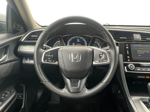 Used 2018 Honda Civic EX image 11