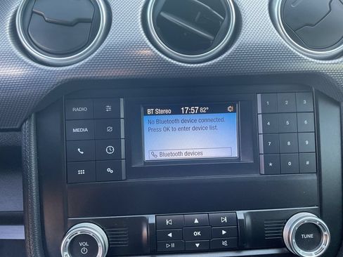 Used 2019 Ford Mustang GT RWD image 13