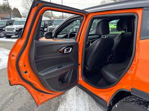 New 2026 Jeep Compass Limited image 30