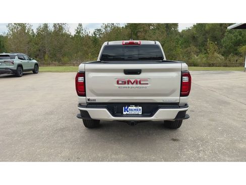 New 2026 GMC Canyon Elevation w/ Convenience Package image 7