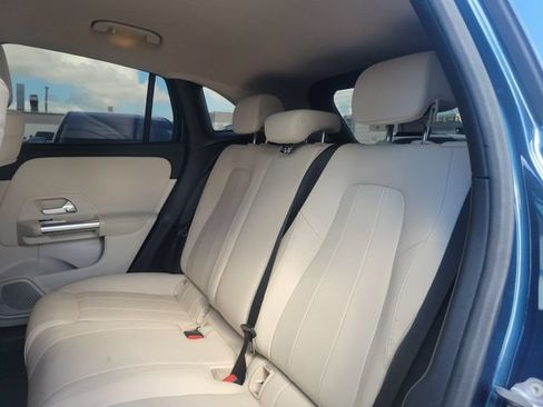 Used 2021 Mercedes-Benz GLA 250 image 13