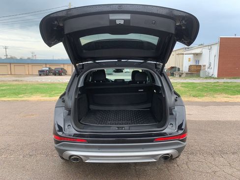 Used 2021 Lincoln Corsair AWD w/ Rear Removable Package Tray image 27