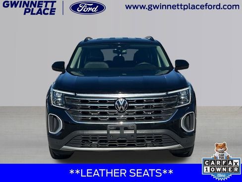 Used 2024 Volkswagen Atlas SE image 2