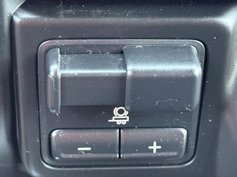 Used 2022 GMC Sierra 1500 AT4 w/ AT4 Preferred Package image 22