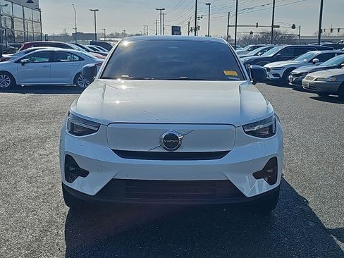 Used 2023 Volvo C40 P8 Recharge Ultimate w/ Protection Package Premier image 16