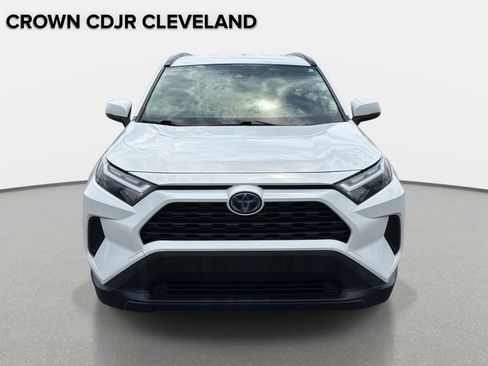Used 2023 Toyota RAV4 XLE AWD/4WD image 9