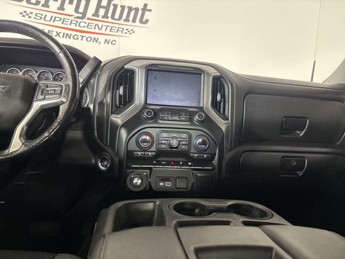 Used 2019 Chevrolet Silverado 1500 RST w/ All-Star Edition image 21