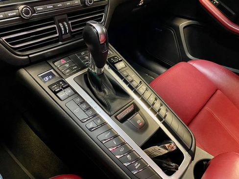 Used 2021 Porsche Macan GTS image 28