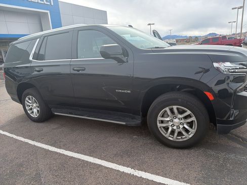 Used 2024 Chevrolet Tahoe LT image 1