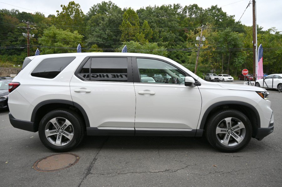 Used 2023 Honda Pilot EX-L image 6