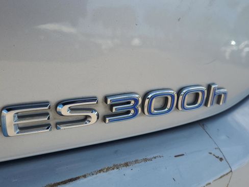 Used 2019 Lexus ES 300h ES 300h image 27