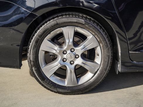 Used 2014 Toyota Sienna SE image 8