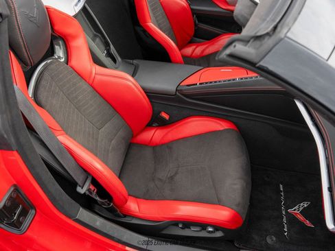 Used 2021 Chevrolet Corvette Stingray Convertible 3LT Z51 w/ Z51 Performance Package image 45