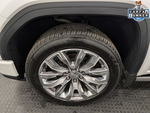 Used 2025 GMC Sierra 1500 Denali w/ Denali Reserve Package AWD/4WD image 8