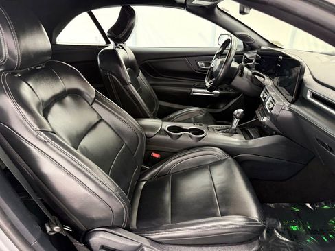 Used 2024 Ford Mustang Premium image 17