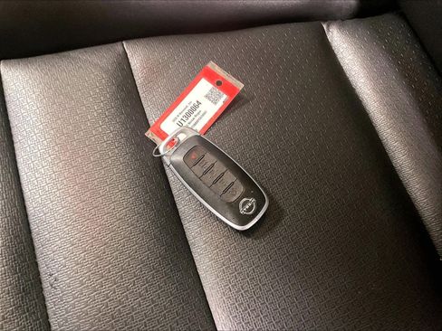 Certified 2023 Nissan Rogue SV w/ SV Premium Package image 30