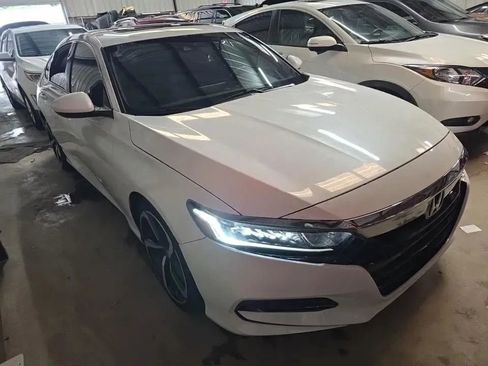 Used 2020 Honda Accord Sport image 2