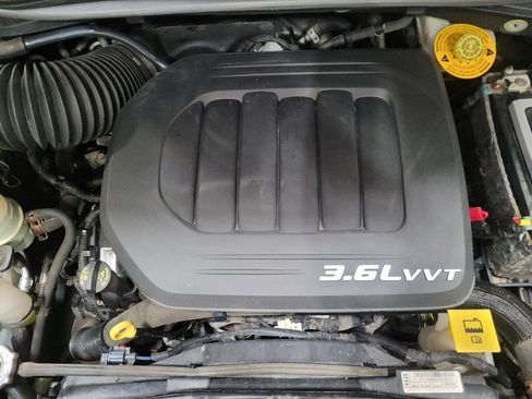 Used 2019 Dodge Grand Caravan GT FWD image 30