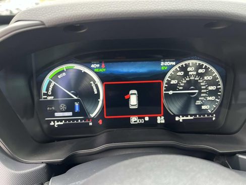 New 2025 Subaru Forester Limited image 30