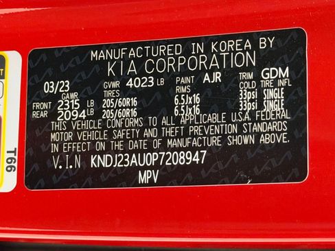Used 2023 Kia Soul LX FWD image 16
