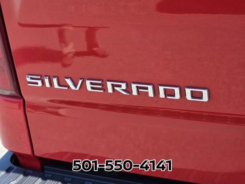 Used 2023 Chevrolet Silverado 1500 LT AWD/4WD image 7