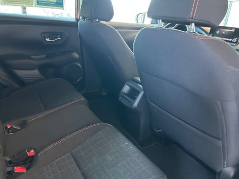 Used 2025 Honda HR-V Sport image 17