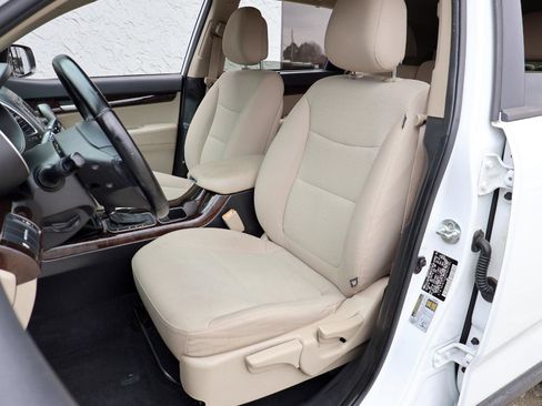 Used 2015 Kia Sorento LX image 14