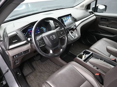 Used 2023 Honda Odyssey EX-L image 18