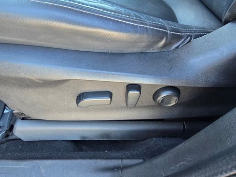Used 2021 Subaru Ascent Limited w/ Popular Package #2 AWD/4WD image 21