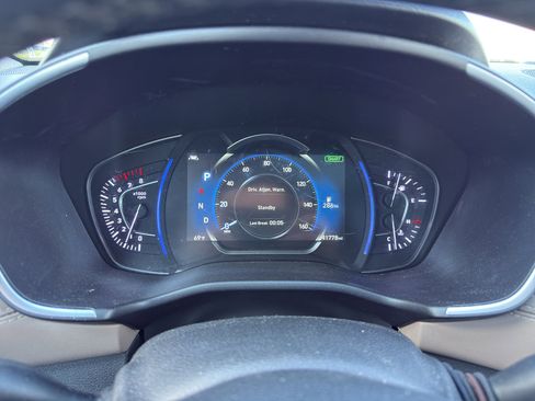 Used 2020 Hyundai Santa Fe SEL w/ Convenience + Premium Package FWD image 23