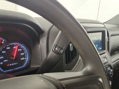 Used 2019 Chevrolet Silverado 1500 Custom Trail Boss w/ Custom Convenience Package image 23