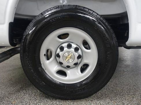 New 2025 Chevrolet Express 3500 Extended w/ Driver Convenience Package RWD image 19