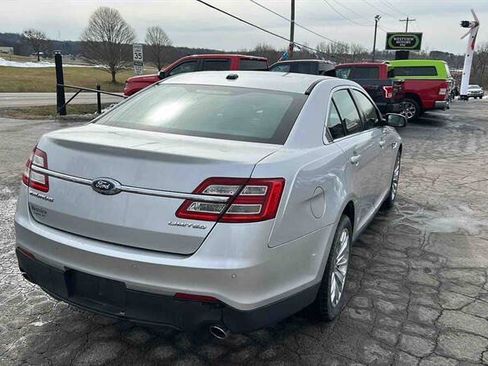 Used 2018 Ford Taurus Limited FWD image 8