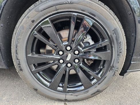 Used 2023 Cadillac XT6 Premium Luxury FWD image 13