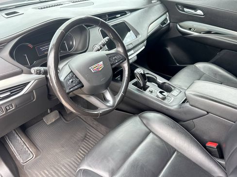 Used 2019 Cadillac XT4 Premium Luxury w/ Cold Weather Package FWD image 2