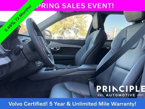 Certified 2024 Volvo XC90 B5 Core w/ Protection Package Premier AWD/4WD image 31