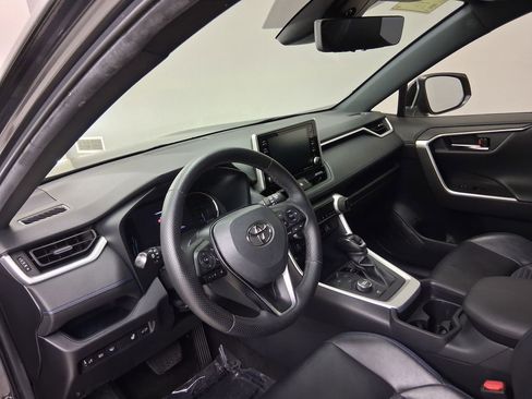 Used 2020 Toyota RAV4 XSE w/ XSE Grade Weather Package AWD/4WD image 2