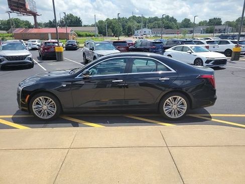 Used 2025 Cadillac CT4 Premium Luxury AWD/4WD image 4