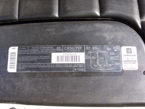 Used 2000 Chevrolet Corvette Coupe w/ Roof Pkg RWD image 51