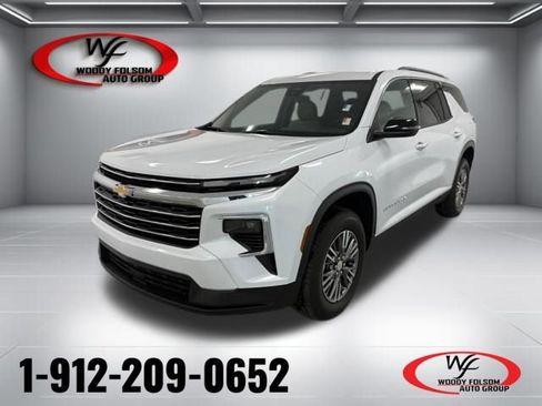 New 2026 Chevrolet Traverse LT FWD image 1